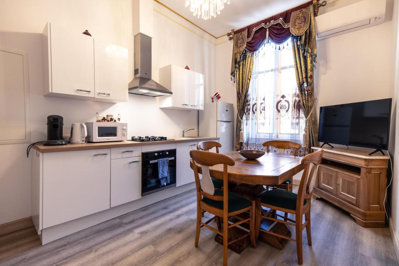 Studio Familial Maison De L'Eglise Du Couvent นาร์บอนน์ ภายนอก รูปภาพ